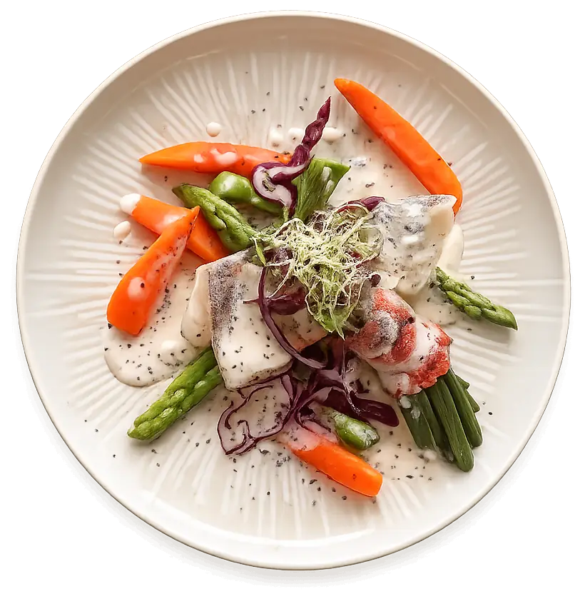 Assiette de la mer encornet et poisson blanc avec asperges, plat de la carte au restaurant L'Hémicycle Toulouse